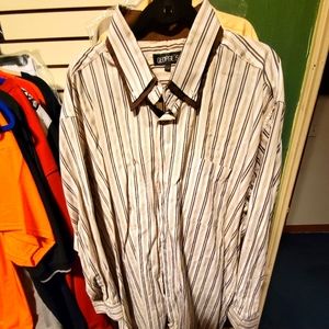 MENS BUTTON DOWN SHIRT